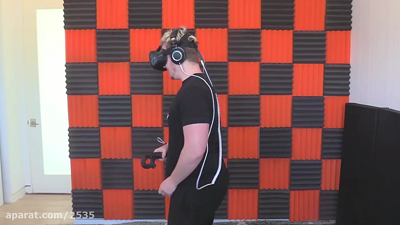 بازی واقعیت مجازی گلف با Mini...