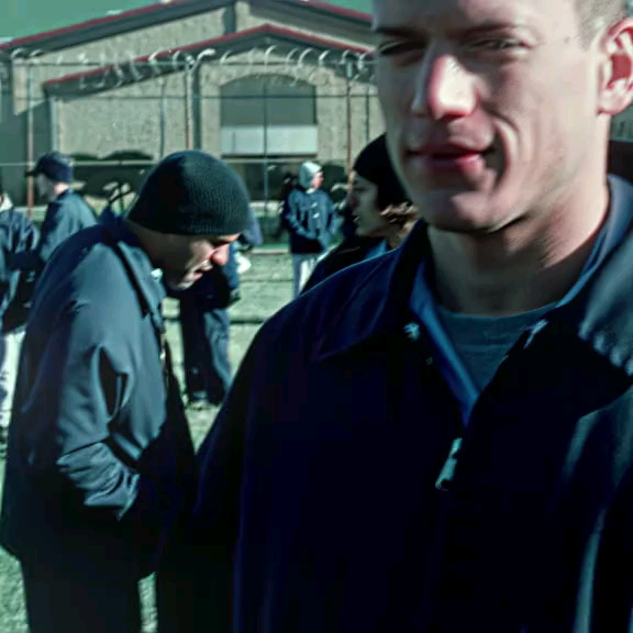 🎥 ⌯ #Movie
⛓ ⌯ #PrisonBreak 
 ان‌ر‌ژ‌ی ادی‌‌ت((:❤️‍🔥🕶